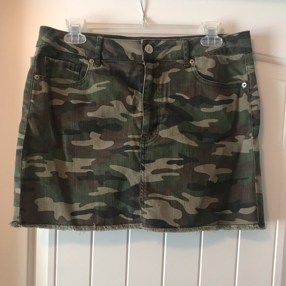 camo mini skirt